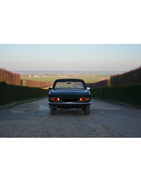 PEUGEOT 204 cabriolet de 1970