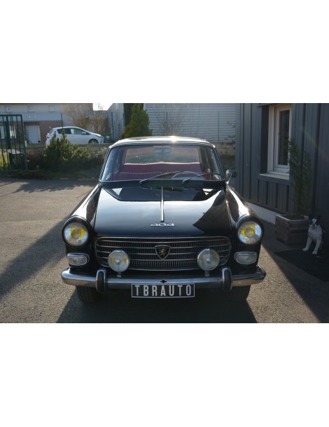 PEUGEOT 404 BERLINE DE 1965