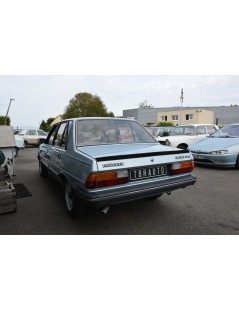 PEUGEOT 305 GT DE 1983